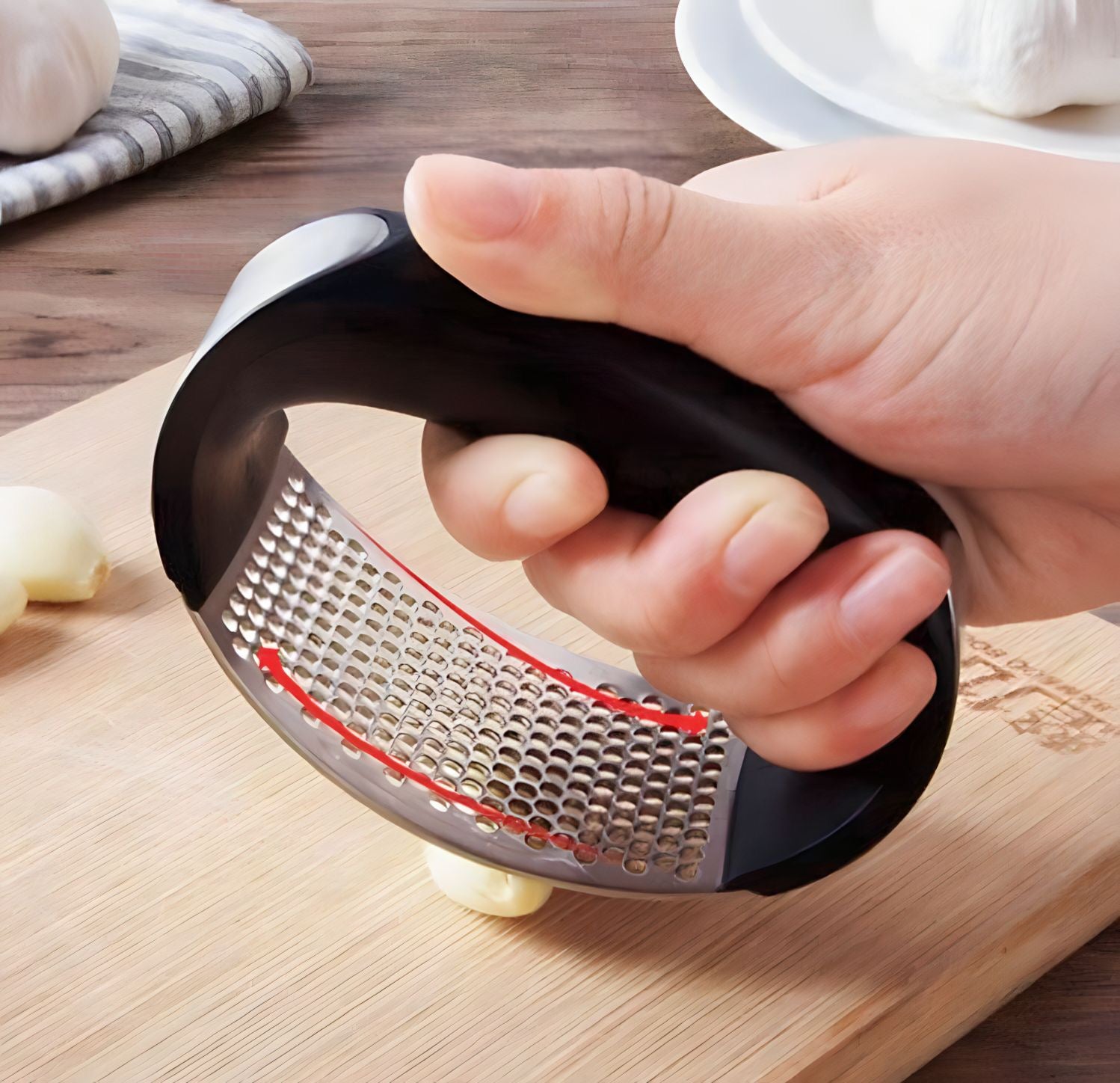 Garlic Press Mincer Crusher - The Kitchen Solution