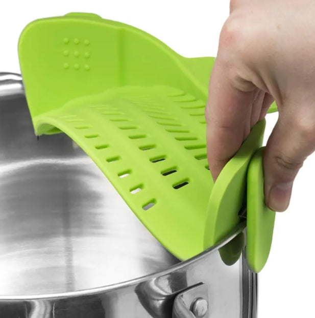 Clip-On Pot Strainer - The Kitchen Solution