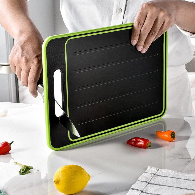 Cutting Board With Knife Sharpener - The Kitchen Solution
